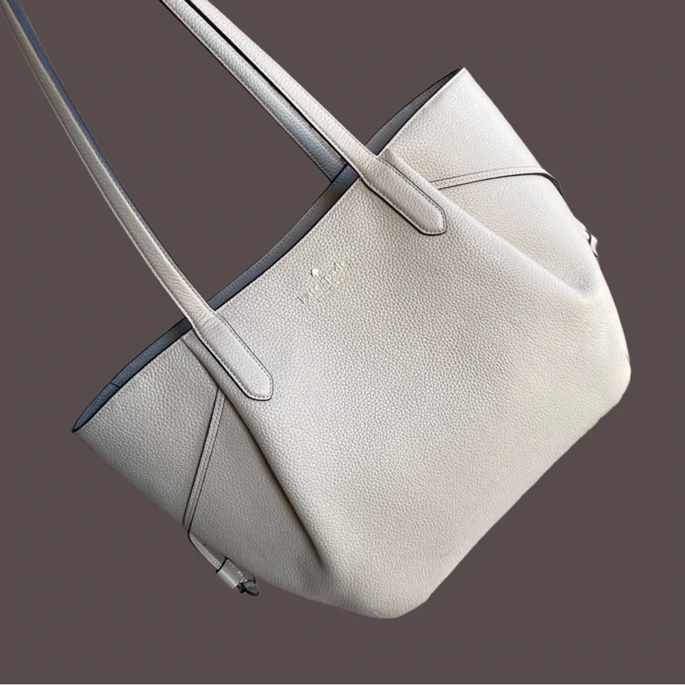 KATE SPADE Beige Cream Neutral Leather Large Dumpling Tote Bag